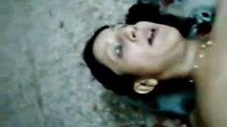 Arab Pakistan girl anal