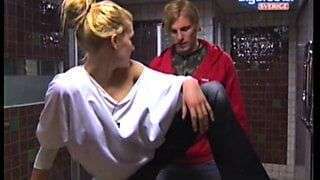 Celeb. Big Brother Sweden Rebekah and Henrik – Bathroom Sex