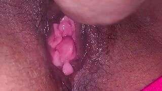 Husband liking pussy and play