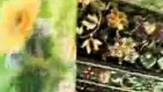 Iranian Mature Mom sucking and fucking