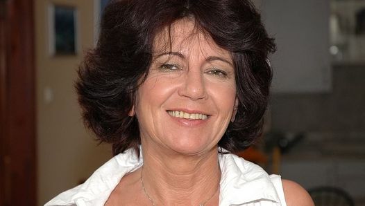 Nice mature lady Katala