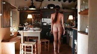 The girls enjoyed their holiday in Italy, cooking, eating together, sunbathing and playing in a hot whirlpool tub