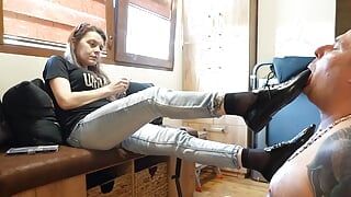 Brutal shoe job and shoe worship  with pointed shoes