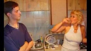 Sldeshow: Step Mom Margaret with Finnish Captions