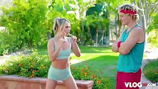 Gorgeous Summer Vixen Blows And Fucked By Hung Stud