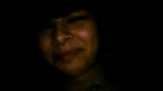 PICKA SE STEZALA AL JE RASCEOLJENA NA KRAJU MMM