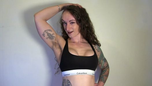 Fitness Girl’s Hairy Armpits After the Gym – full vid on ManyVids