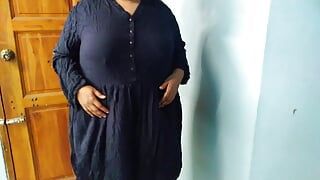 Fucking A Beautiful Hot MILF Arab Stepmom because she was Sexy & Shaking Her Huge Ass & Boobs