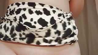 Hot Teen with Big Round Ass