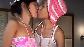 Innocent Thai cutey Saori 18 gets fingered thaigirltia.com