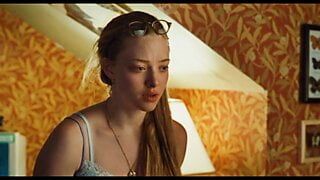 SekushiLover – Celebrity Girl on Girl Kissing