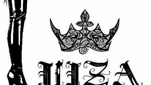 Mistress Luiza fucked her slave with a strapon