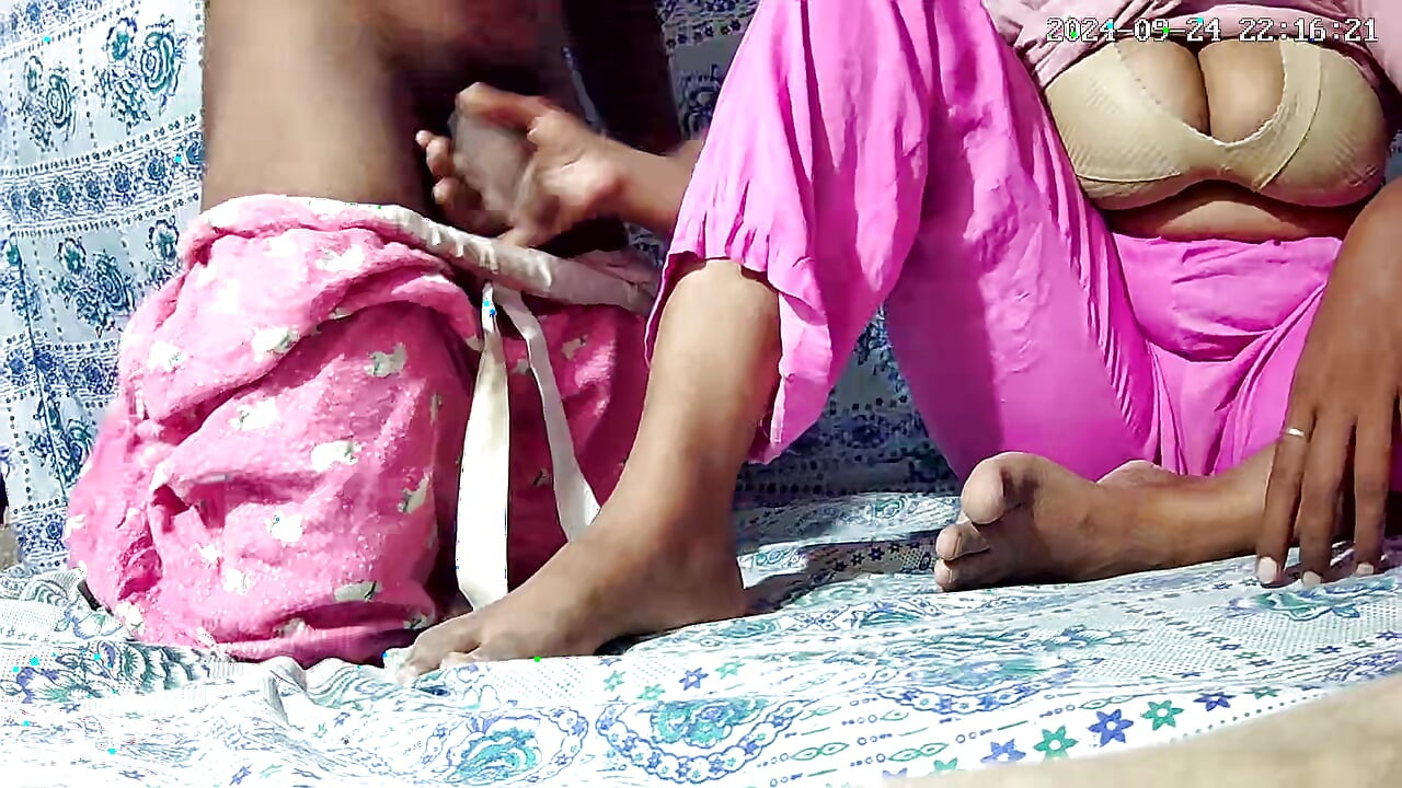 Dasi Indian bahabi and stepbrother sex in the room 2865