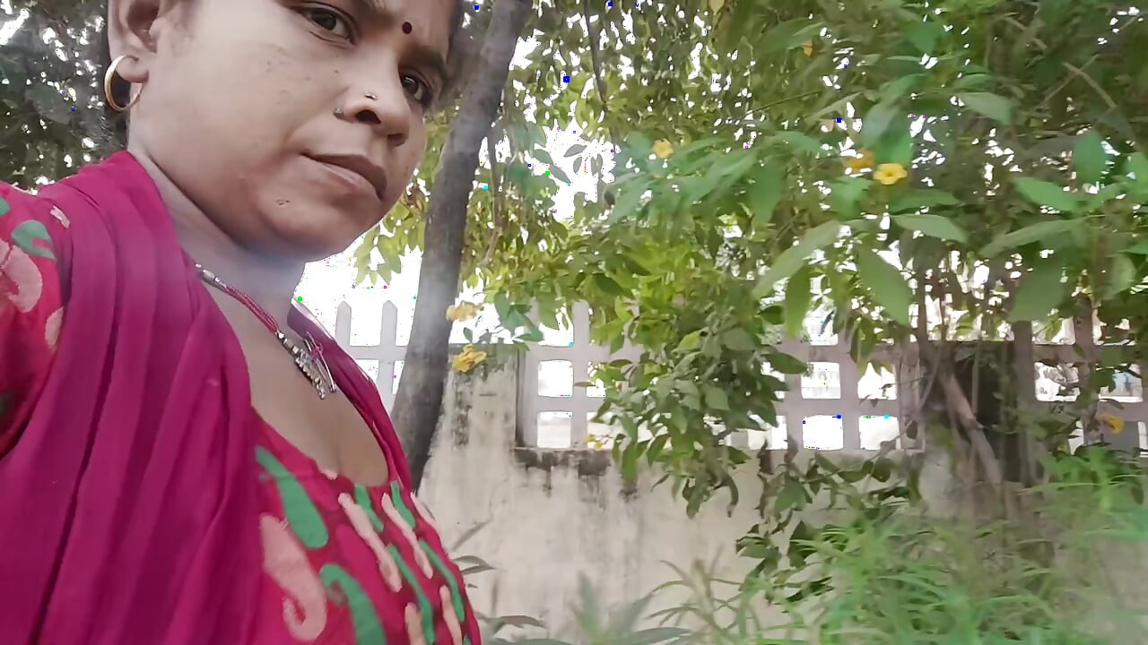 Finger chudai se Nikal Gaya bhabhi ka peshab