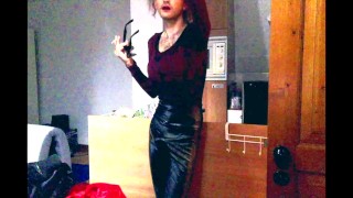 Smoking in leather despite the heat wave so I spray myself with water